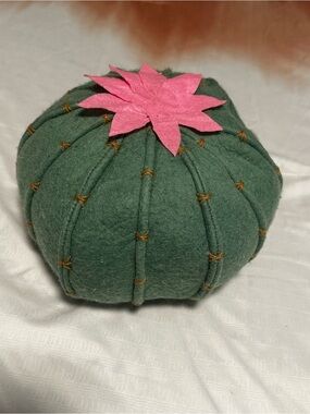 Felt Green Cactus Pillow w/Felt Flower